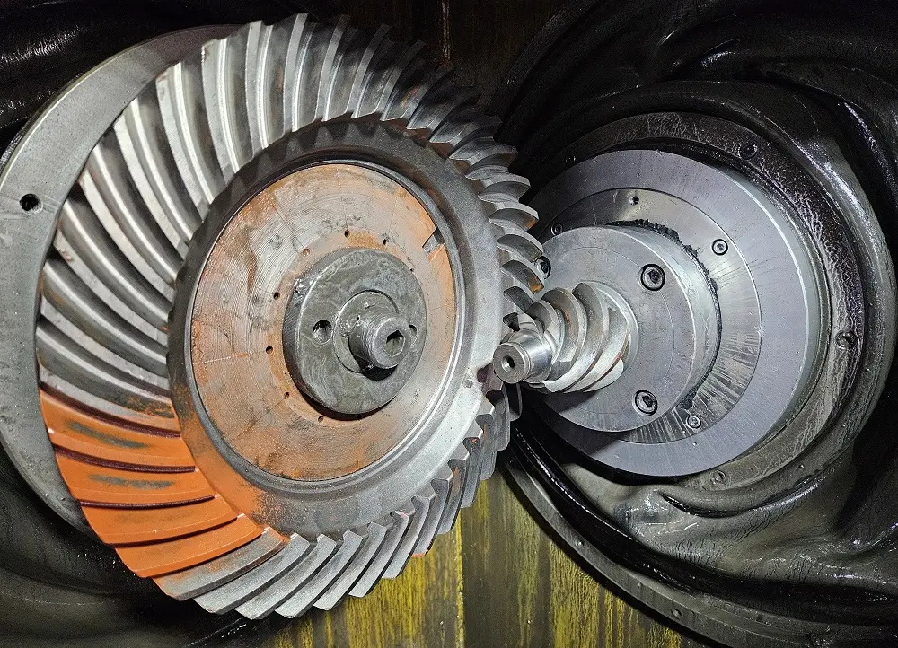 thumbnail image 2 of 9 Inch Ford Ring & Pinion Gear Set – 4.71 Ratio, New, QP F9-471 2 of 2